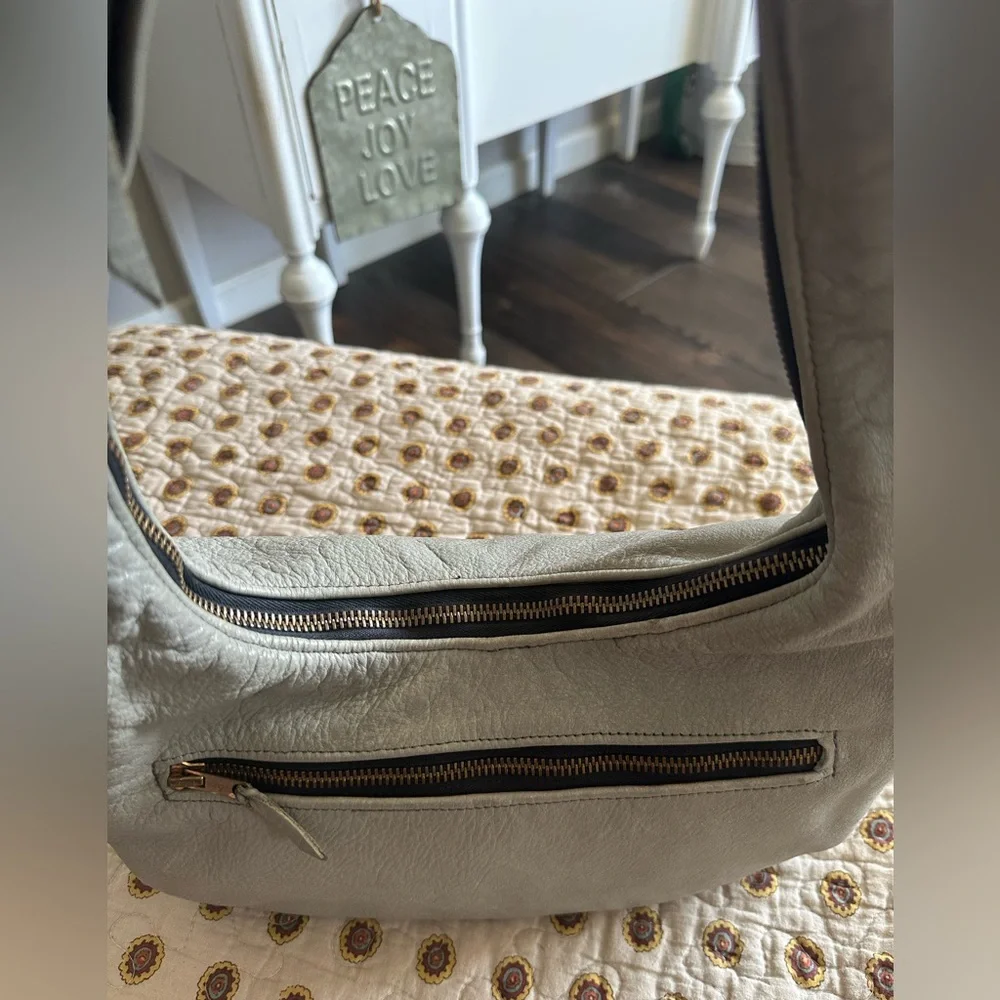 Vintage Scovill Grey Leather Hobo Bag